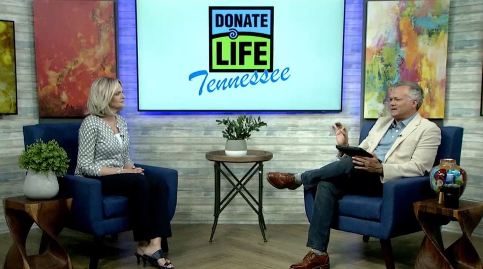April is Donor Awareness Month, and the Tennessee Donor Services wants to let you know how easy it is to become an organ donor.