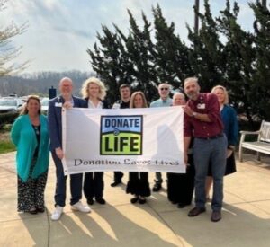 The Donate Life flag is flying high at Johnston Memorial Hospital for their Flag Raising Ceremony.